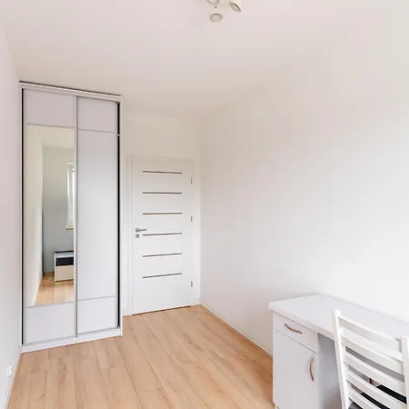 Rownolegla Str Modern Flat Penzion *